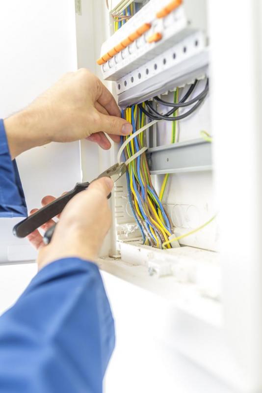 Qui appeler pour un d&eacute;pannage &eacute;lectrique &agrave; DONNEMARIE-DONTILLY ?